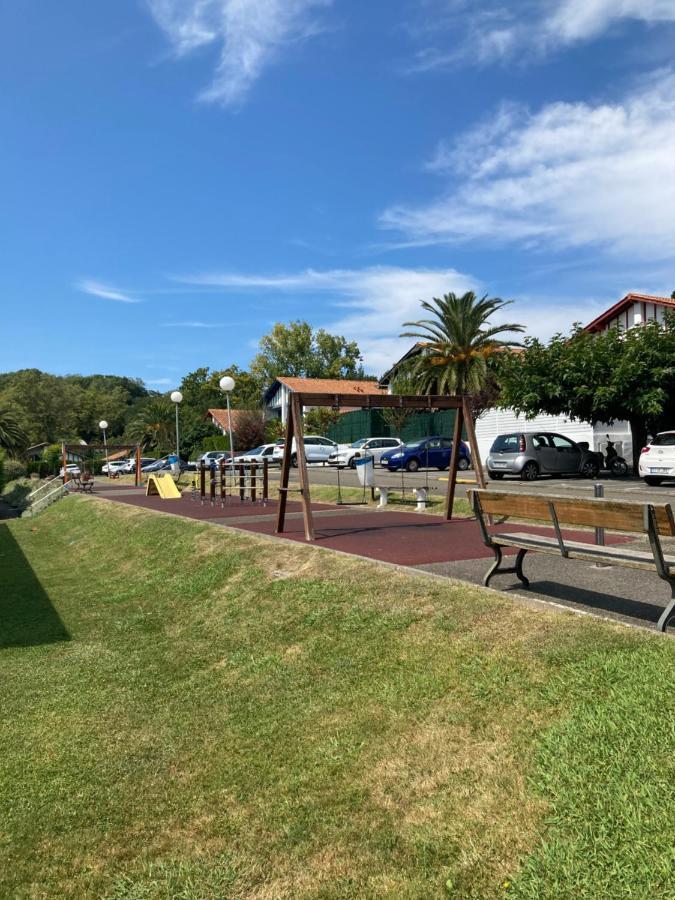 Maison KAPACO à Hendaye plage, 5 pièces, 7 personnes, jardin, piscine, tennis Extérieur photo